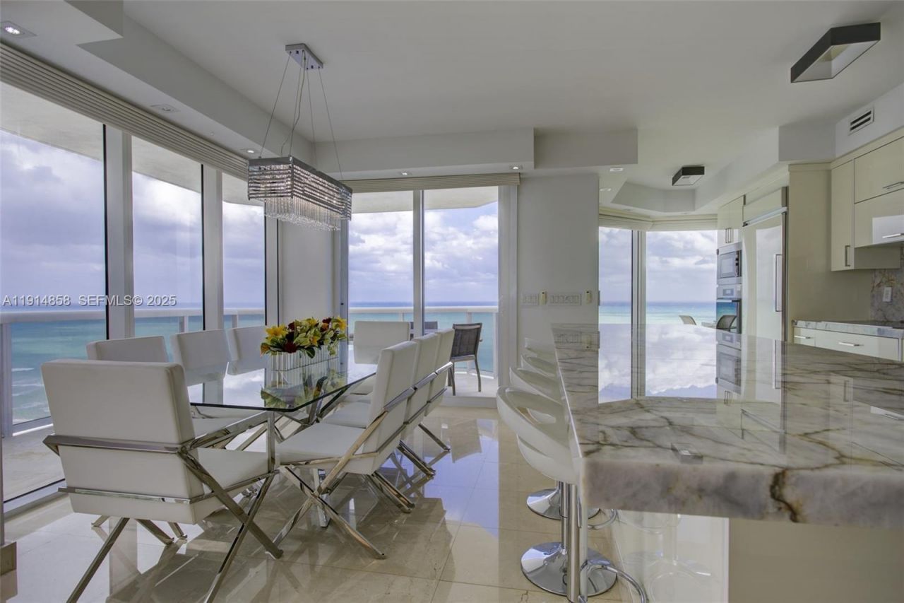 4775 Collins Ave, Unit 1601, Miami Beach, FL 33140 Photo