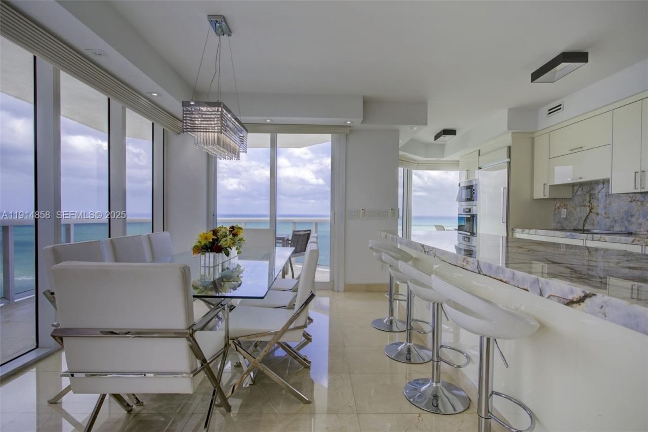 4775 Collins Ave, Unit 1601, Miami Beach, FL 33140 Photo