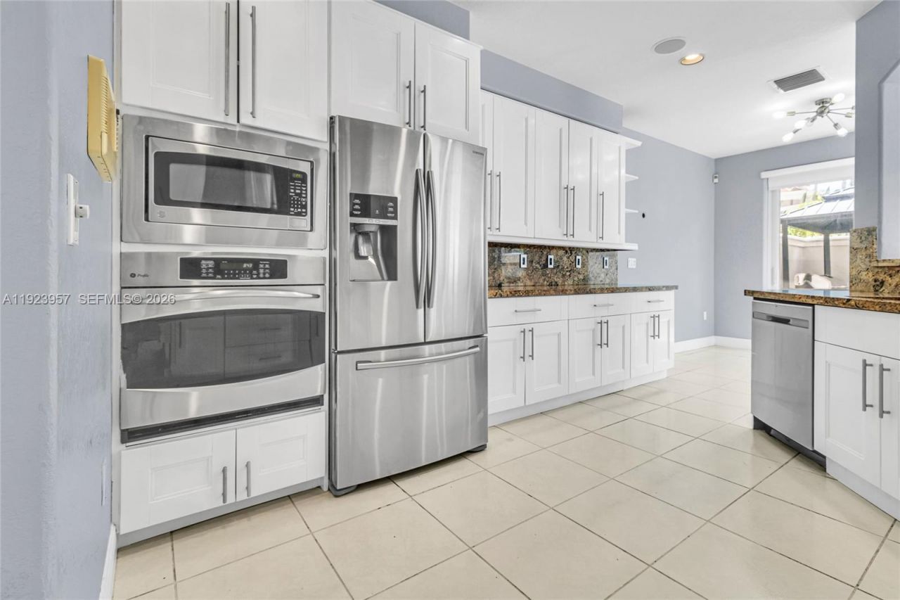1547 Mariner Way, Hollywood, FL 33019 Photo