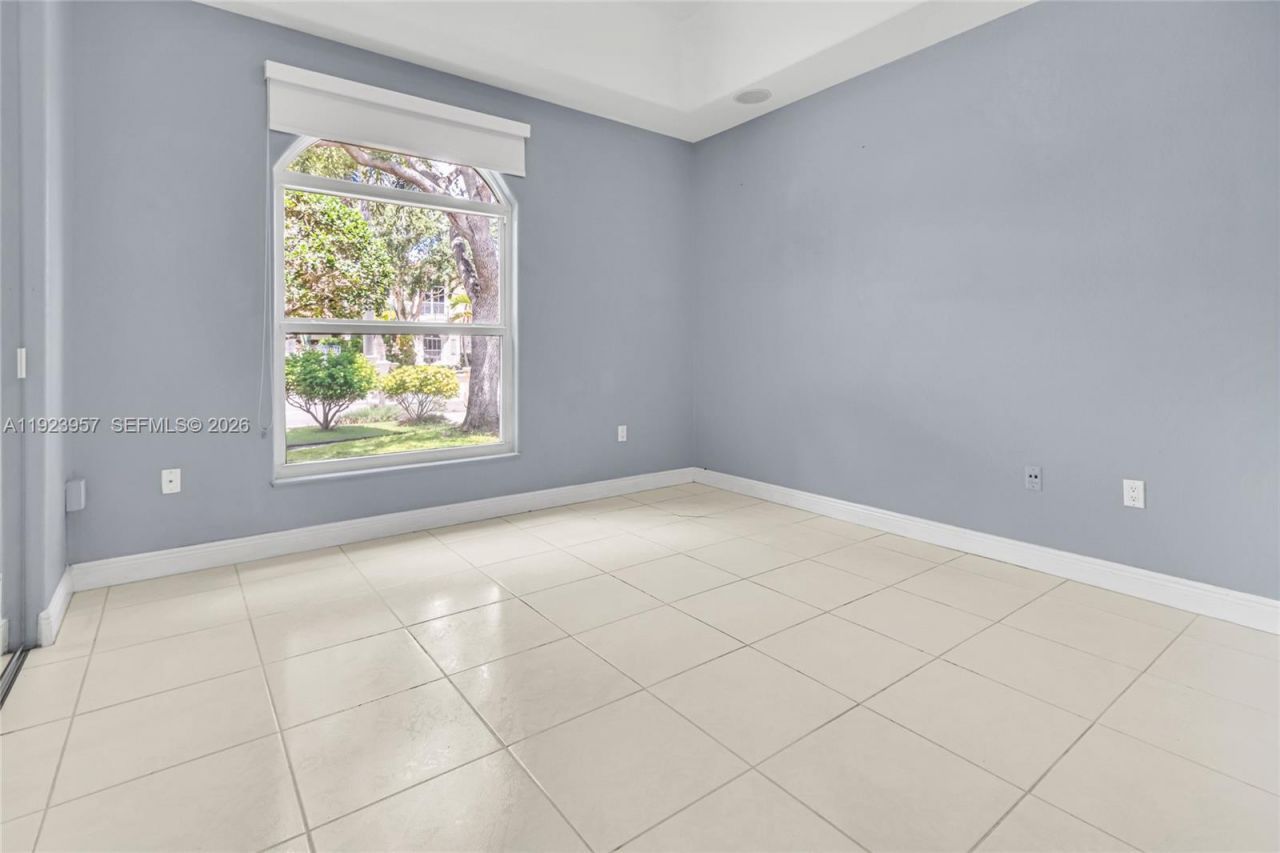 1547 Mariner Way, Hollywood, FL 33019 Photo