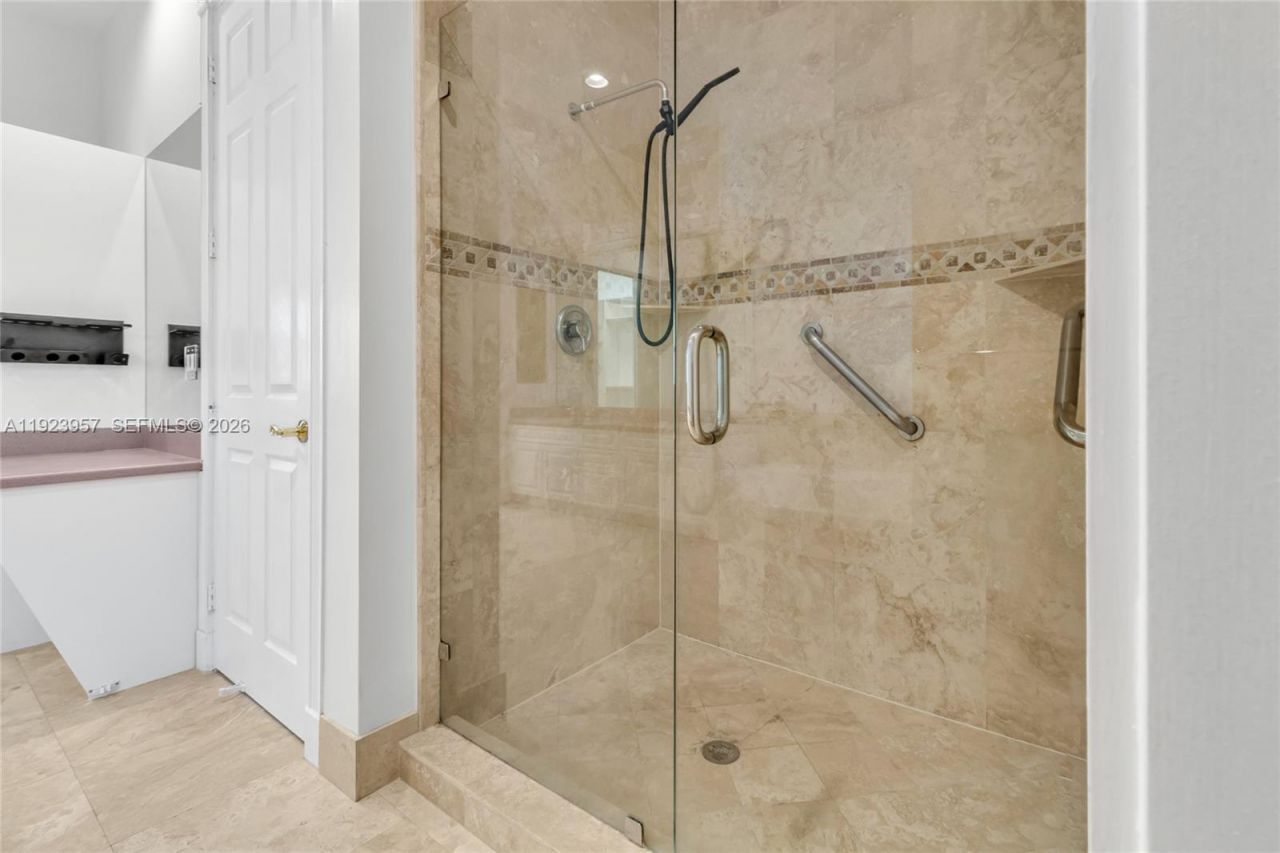 1547 Mariner Way, Hollywood, FL 33019 Photo