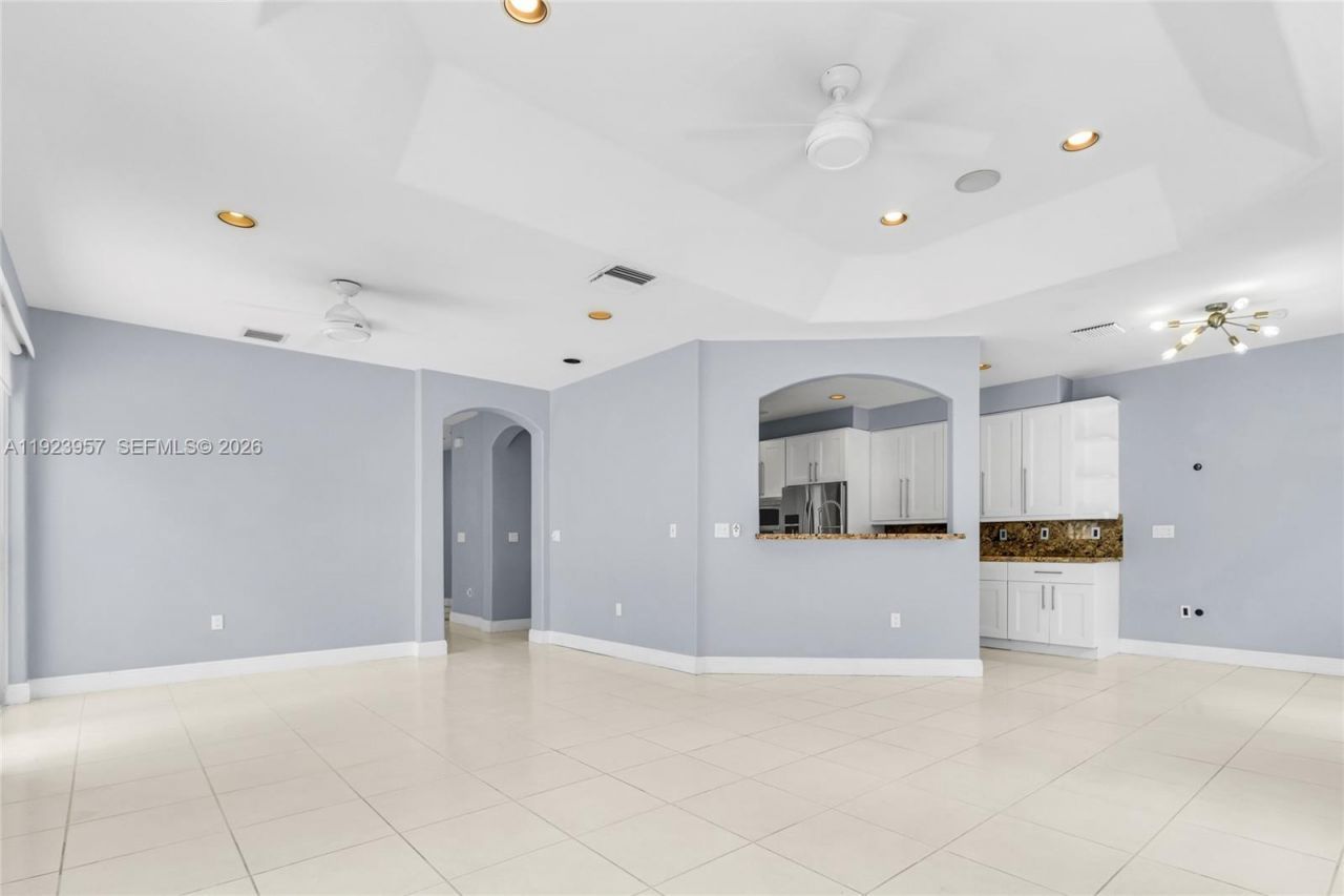 1547 Mariner Way, Hollywood, FL 33019 Photo
