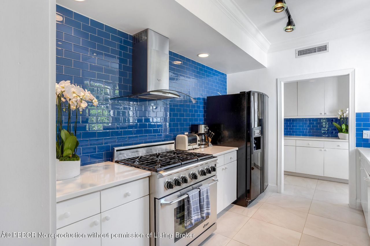 259 Queens Lane, Palm Beach, FL 33480 Photo