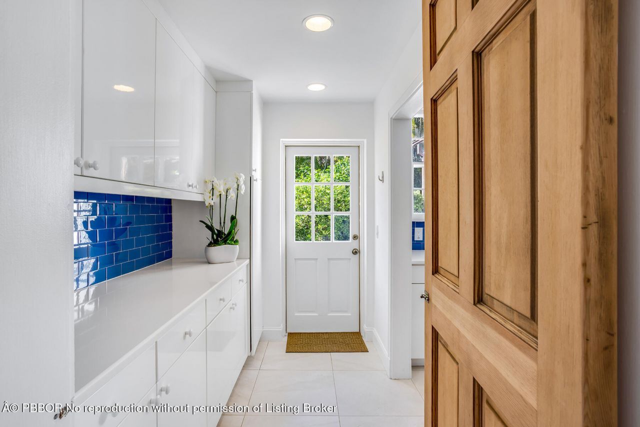 259 Queens Lane, Palm Beach, FL 33480 Photo