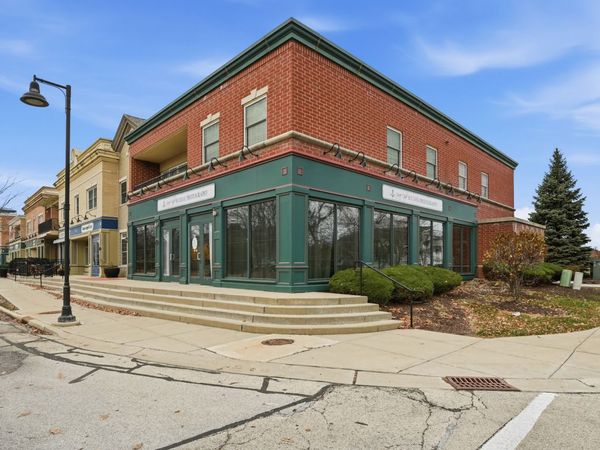 1 Old Frankfort Way, Unit 1-5, Frankfort, IL 60423