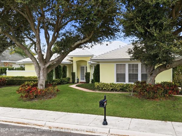 2760 Tecumseh Drive, West Palm Beach, FL 33409