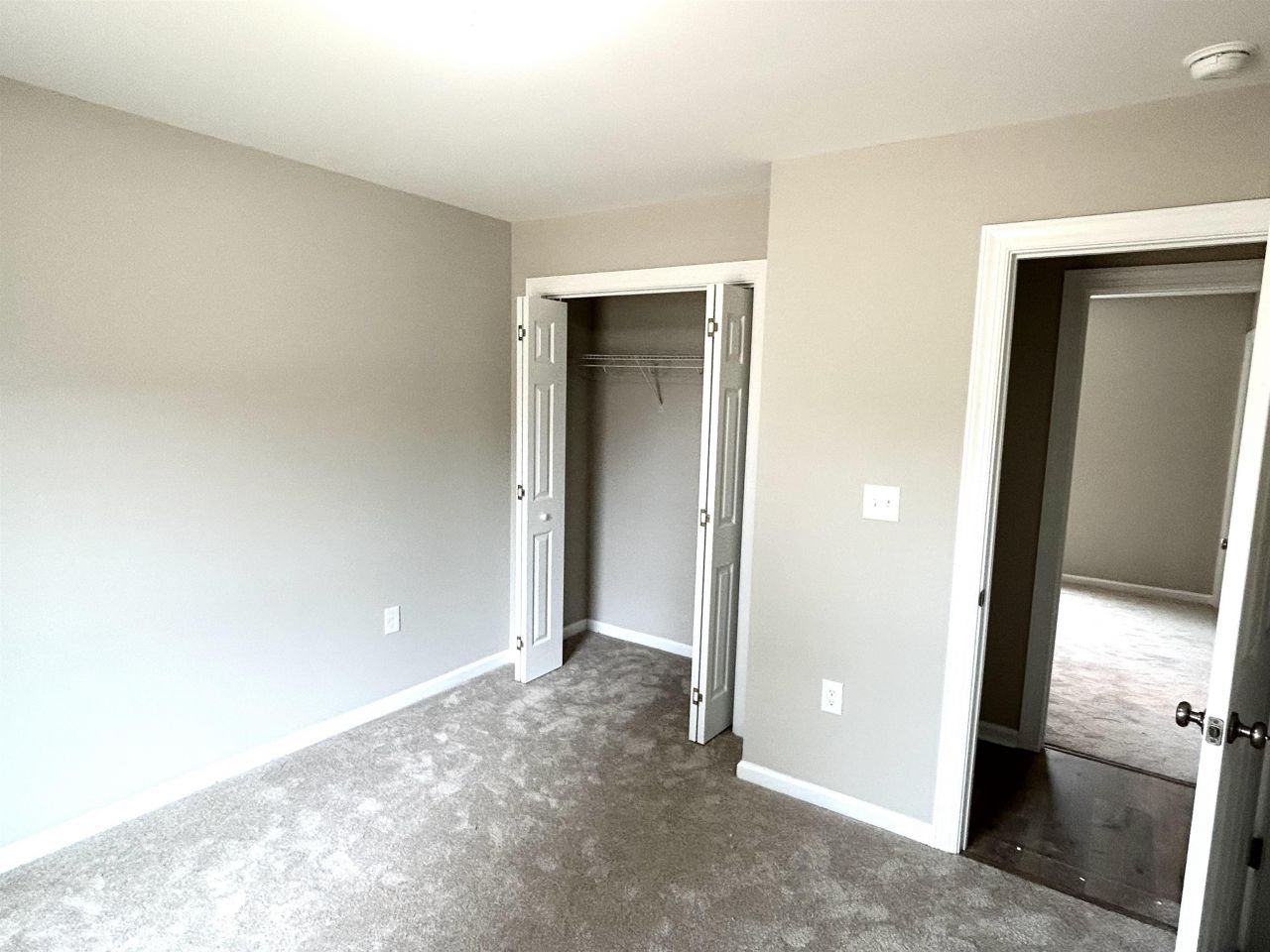 210 Nu-shell St Photo 13