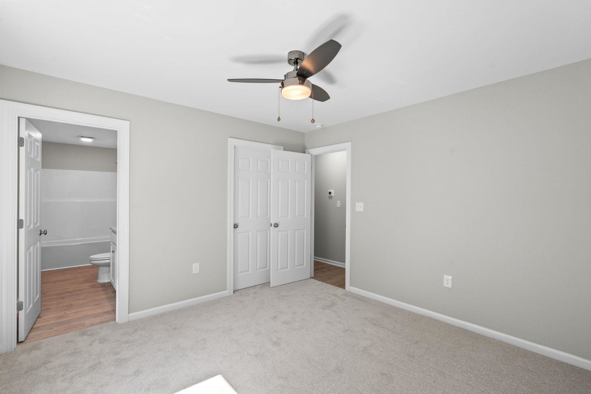 210 Nu-shell St Photo 16