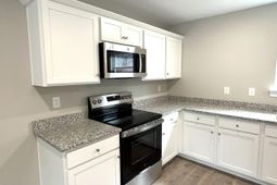 210 Nu-shell St photo 4