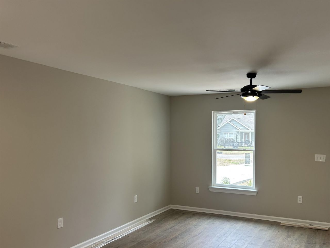 210 Nu-shell St Photo 7