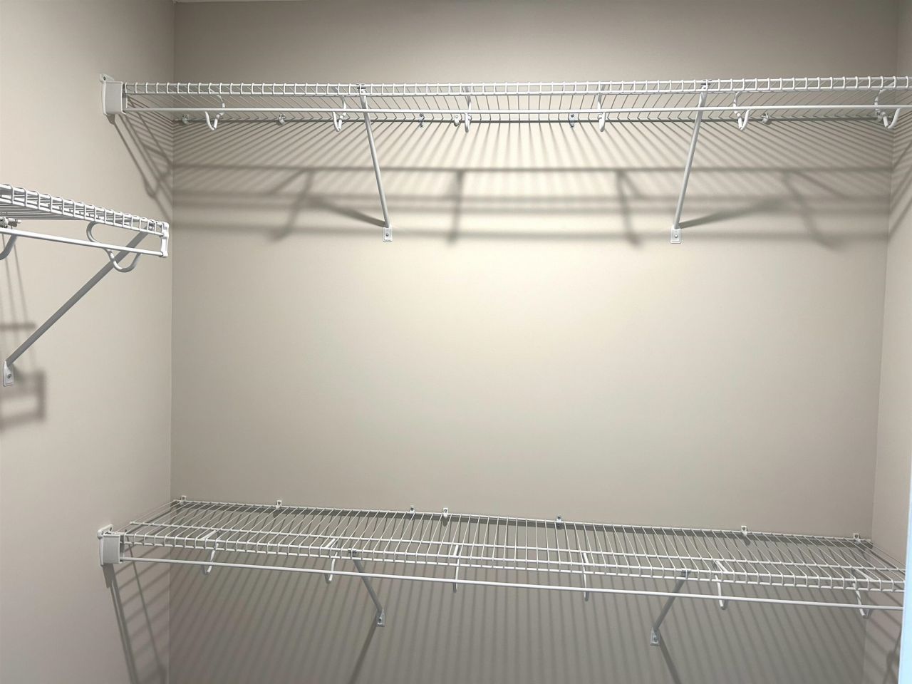 210 Nu-shell St Photo 9