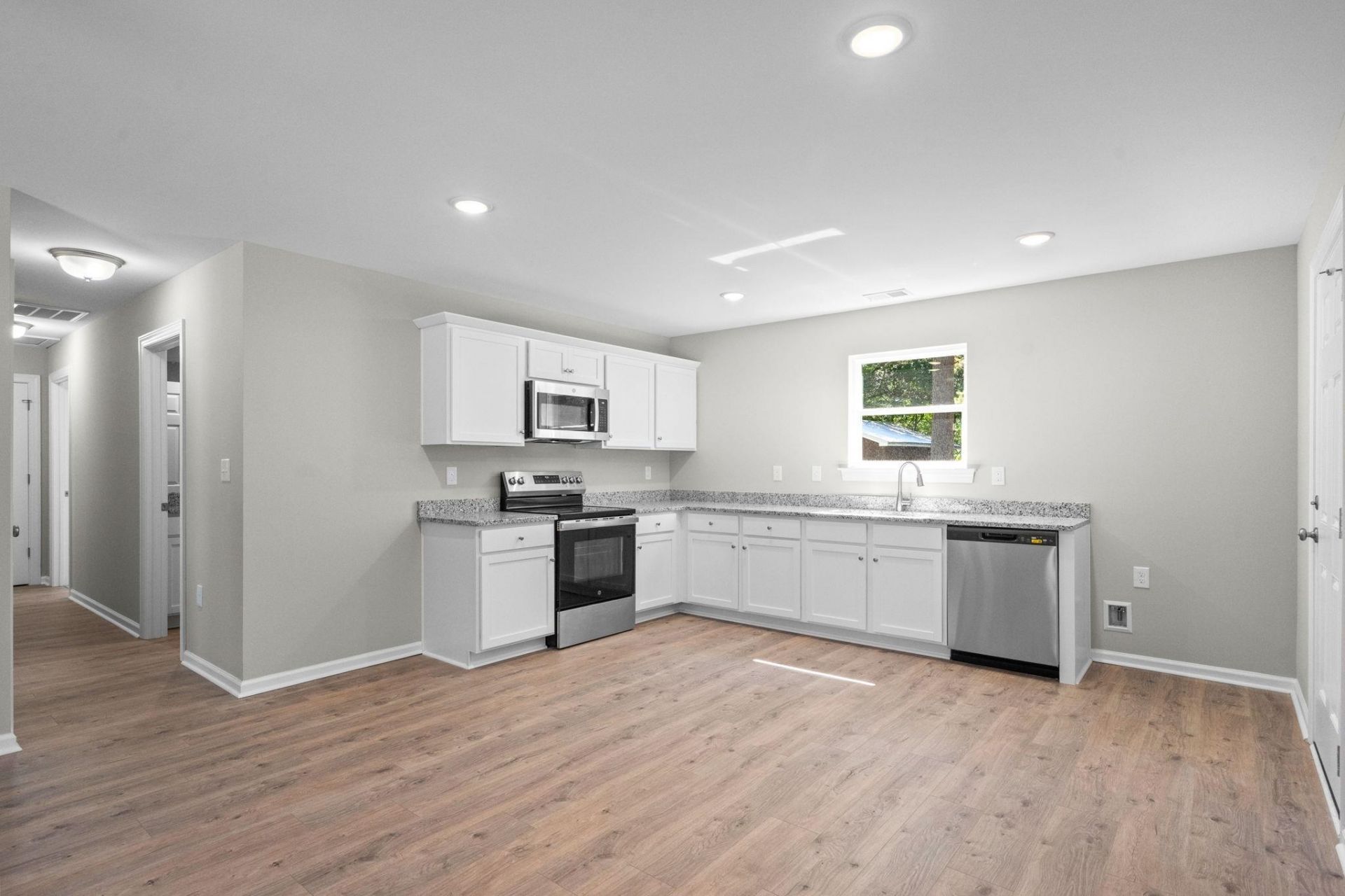 210 Nu-shell St Photo 9