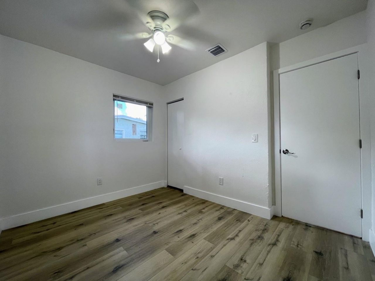 1774 Lauderdale Manor Drive, Fort Lauderdale, FL 33311 Photo