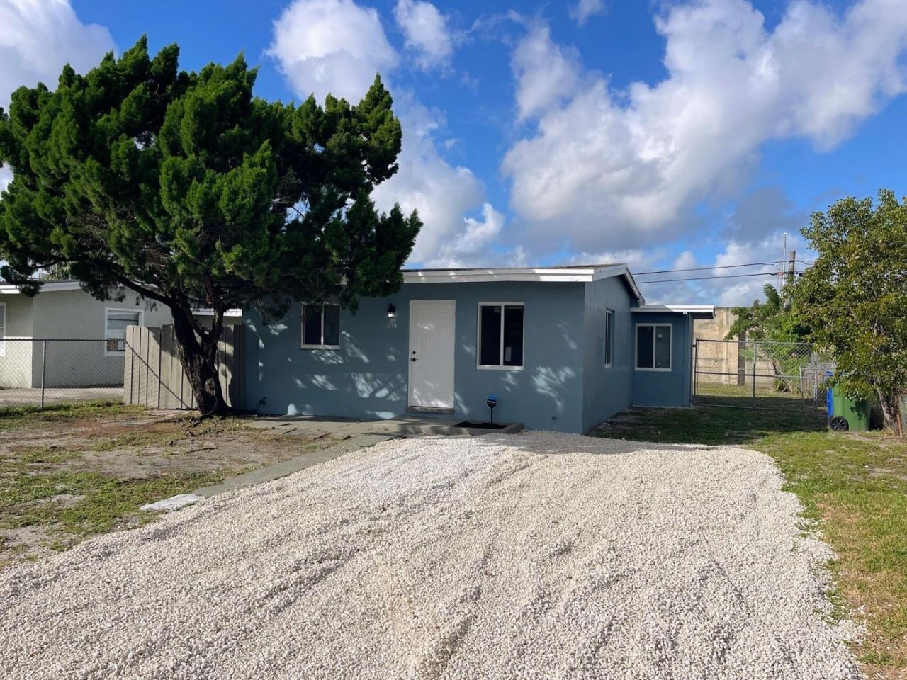 1774 Lauderdale Manor Drive, Fort Lauderdale, FL 33311 Photo