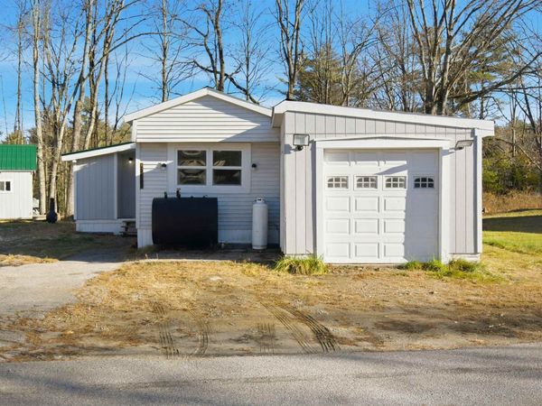 174 South Stark Highway, Unit 1, Weare, NH 03281