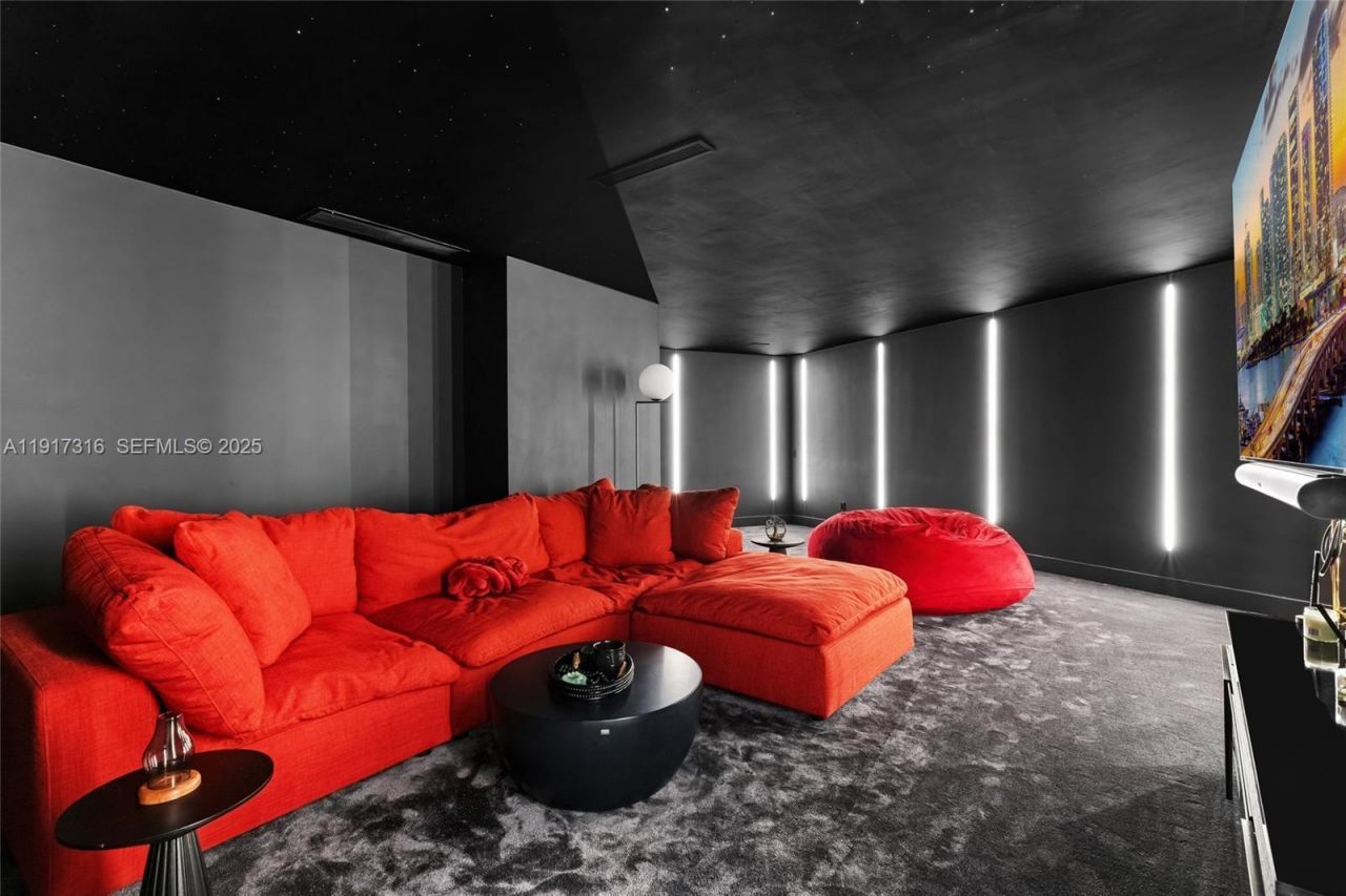 18555 Collins Ave, Unit 5501, Sunny Isles Beach, FL 33160 Photo