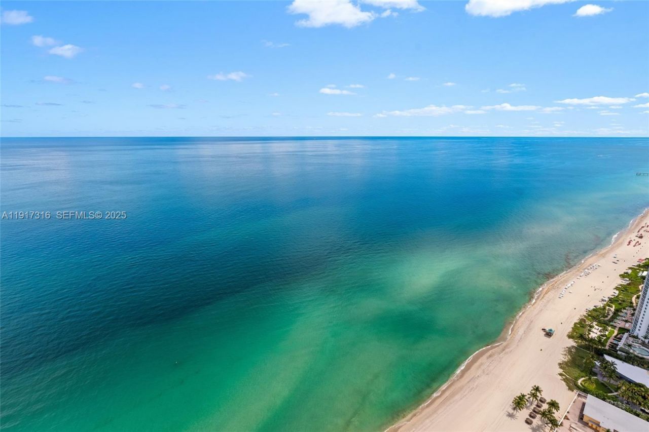 18555 Collins Ave, Unit 5501, Sunny Isles Beach, FL 33160 Photo