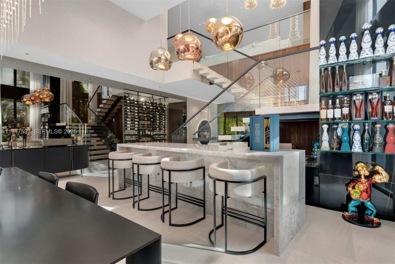 342 S Parkway, Golden Beach, FL 33160 Photo