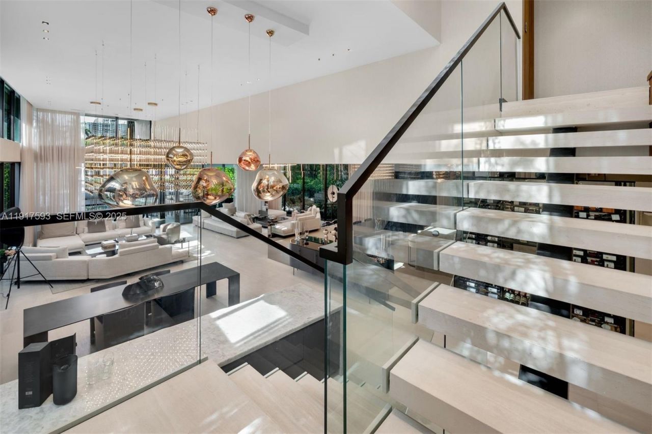 342 S Parkway, Golden Beach, FL 33160 Photo