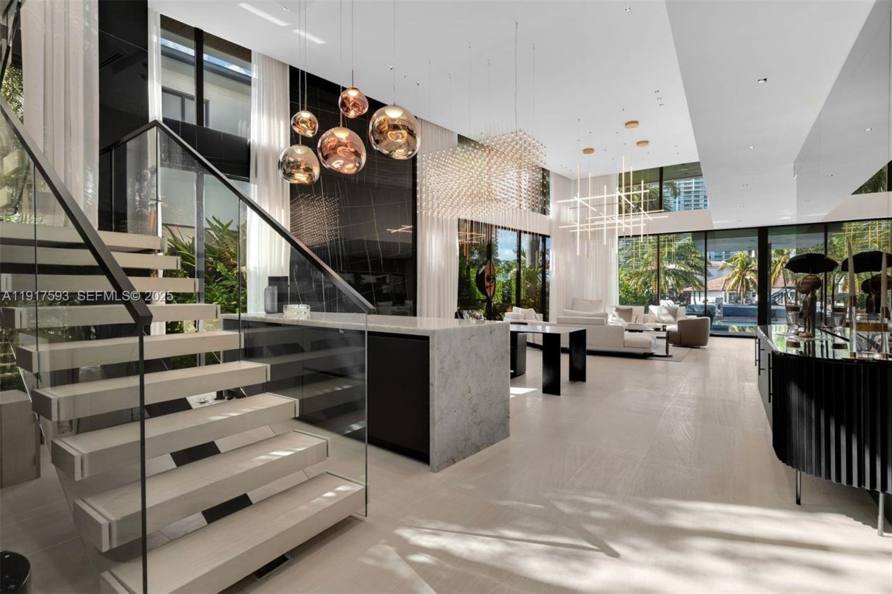 342 S Parkway, Golden Beach, FL 33160 Photo