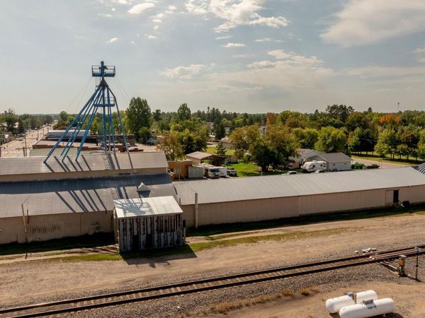 81 Main Street W, Motley, MN 56466