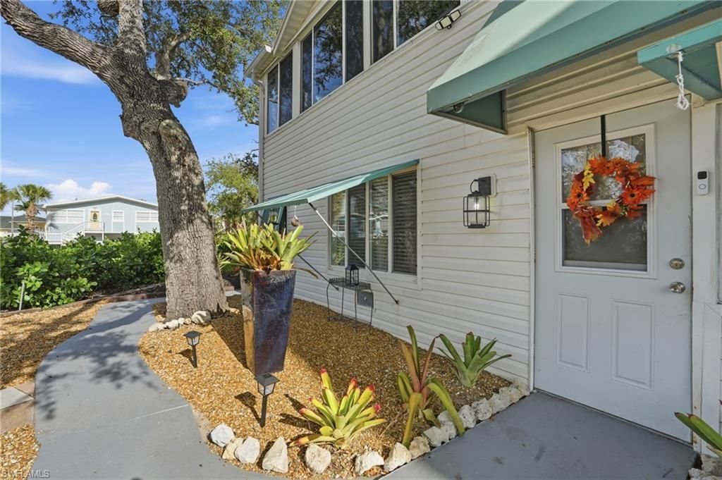 5474 Oak Ridge Ave, Fort Myers Beach, FL 33931 Photo
