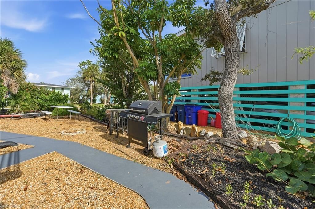 5474 Oak Ridge Ave, Fort Myers Beach, FL 33931 Photo