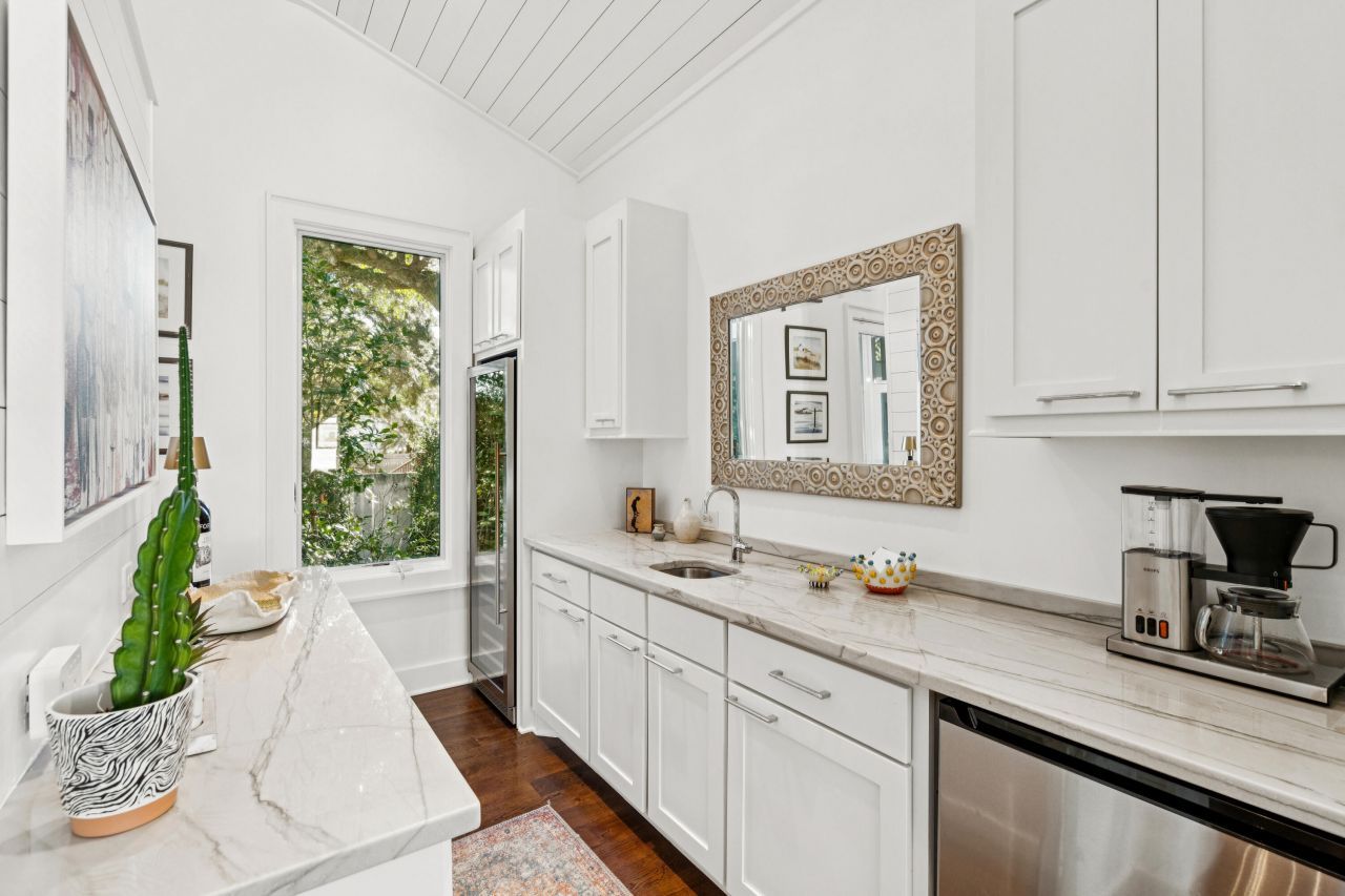 304 4th Avenue Photo 14