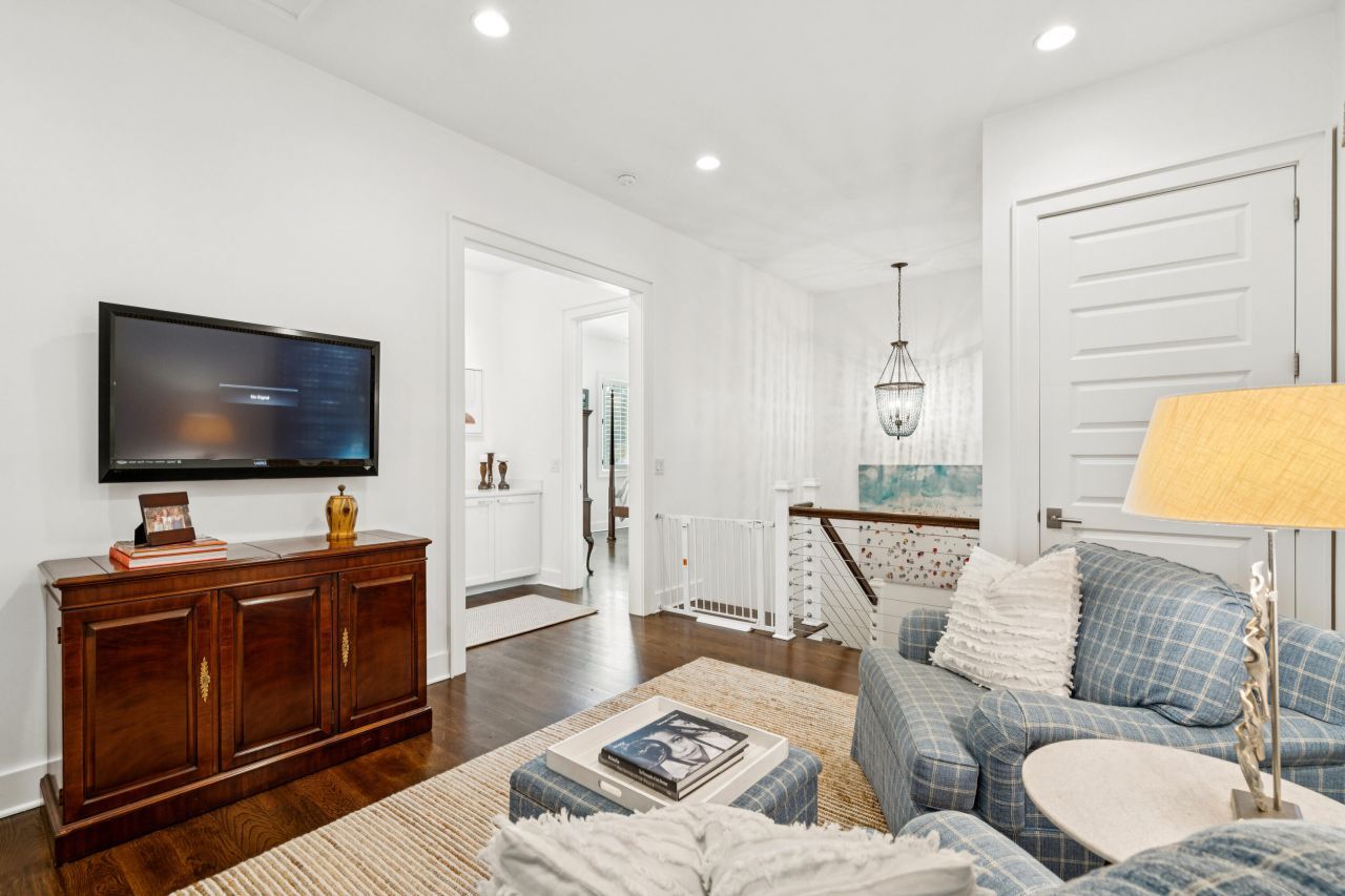 304 4th Avenue Photo 26