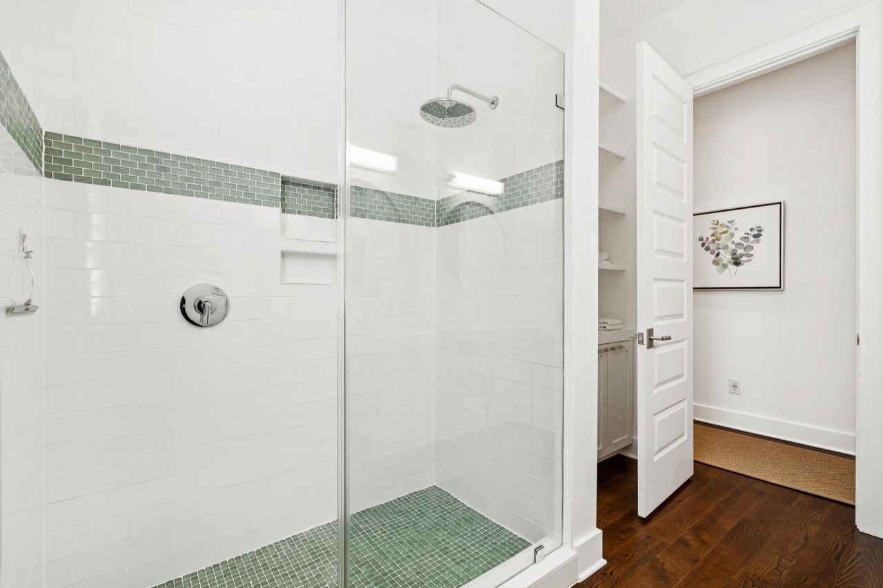 304 4th Avenue Photo 33