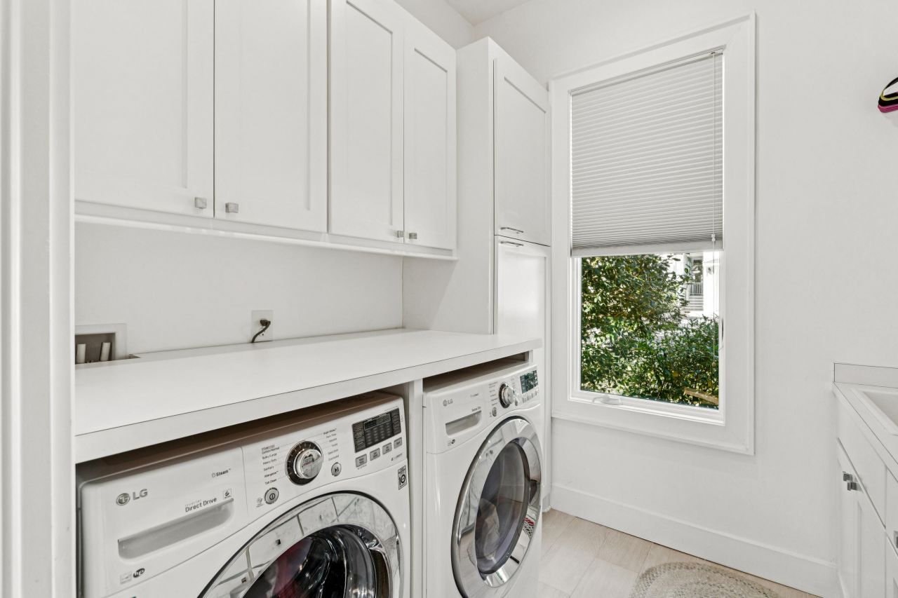 304 4th Avenue Photo 37