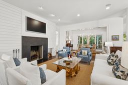 304 4th Avenue photo 4