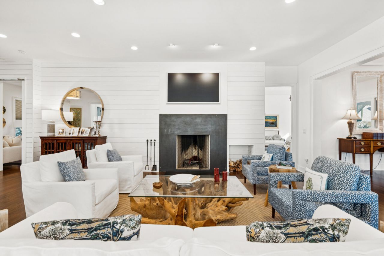 304 4th Avenue Photo 6