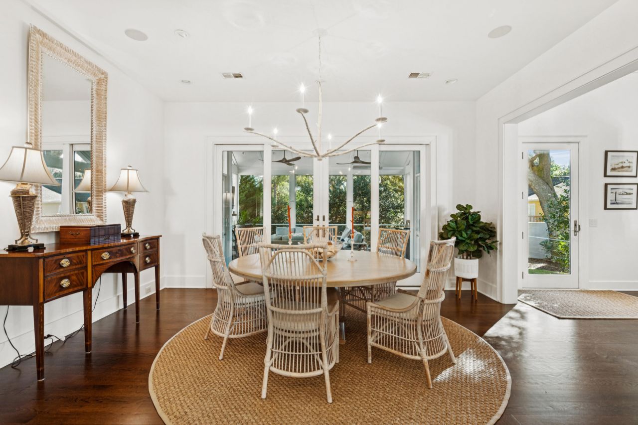 304 4th Avenue Photo 8