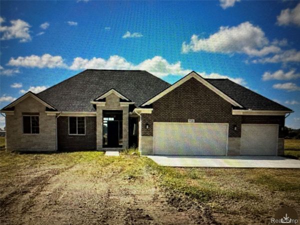 7120 Dryden Road, Almont Township, Mi 48003