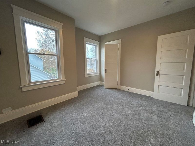 7417 Linwood Avenue, Cleveland, OH 44103 Photo 17