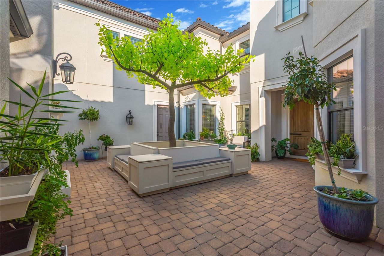 14811 Donald Ross Court, Tampa, FL 33626 Photo