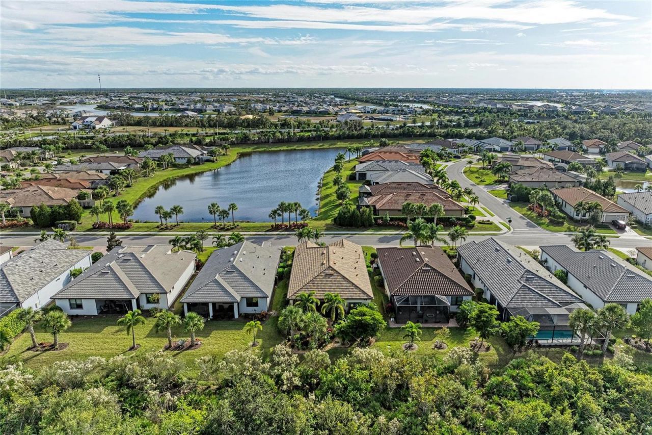 17631 Colebrook Circle, Lakewood Ranch, FL 34202 Photo