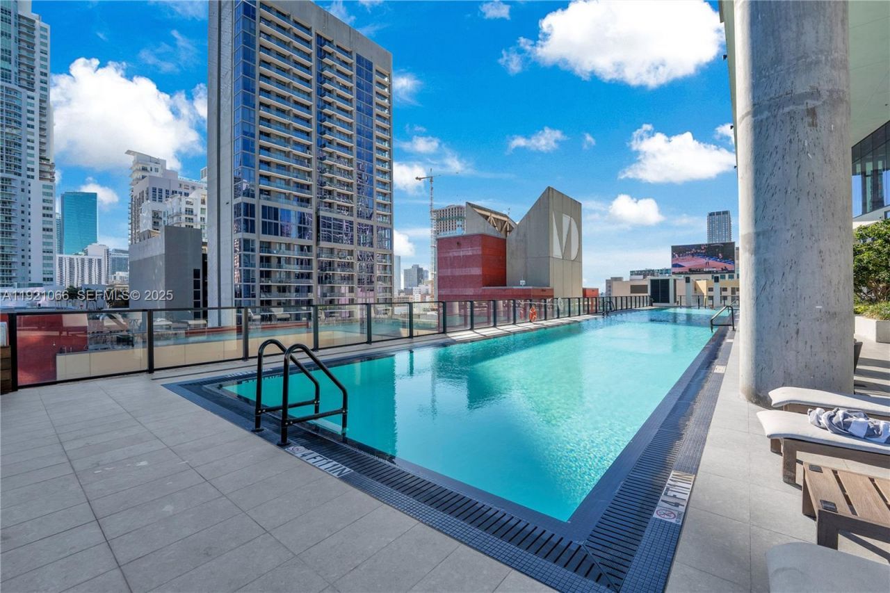 398 NE 5th St, Unit 3709, Miami, FL 33132 Photo