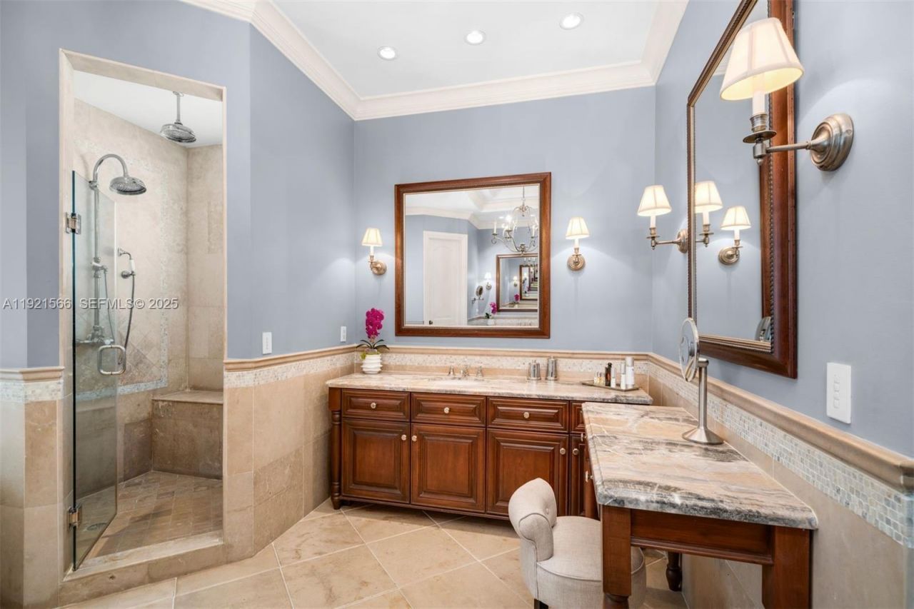 8010 Ponce De Leon Rd, Miami, FL 33143 Photo