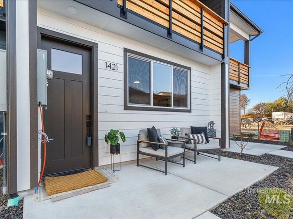 1439 N Bluffs Ridge Lane, Boise, ID 83704