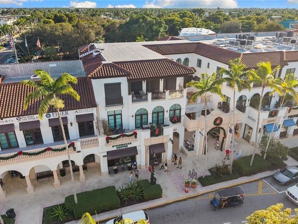 780 5th AVE S, Unit 306, NAPLES, FL 34102