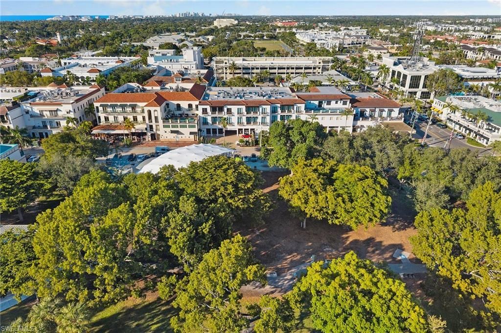 780 5th Ave S, Unit 306, Naples, FL 34102 Photo