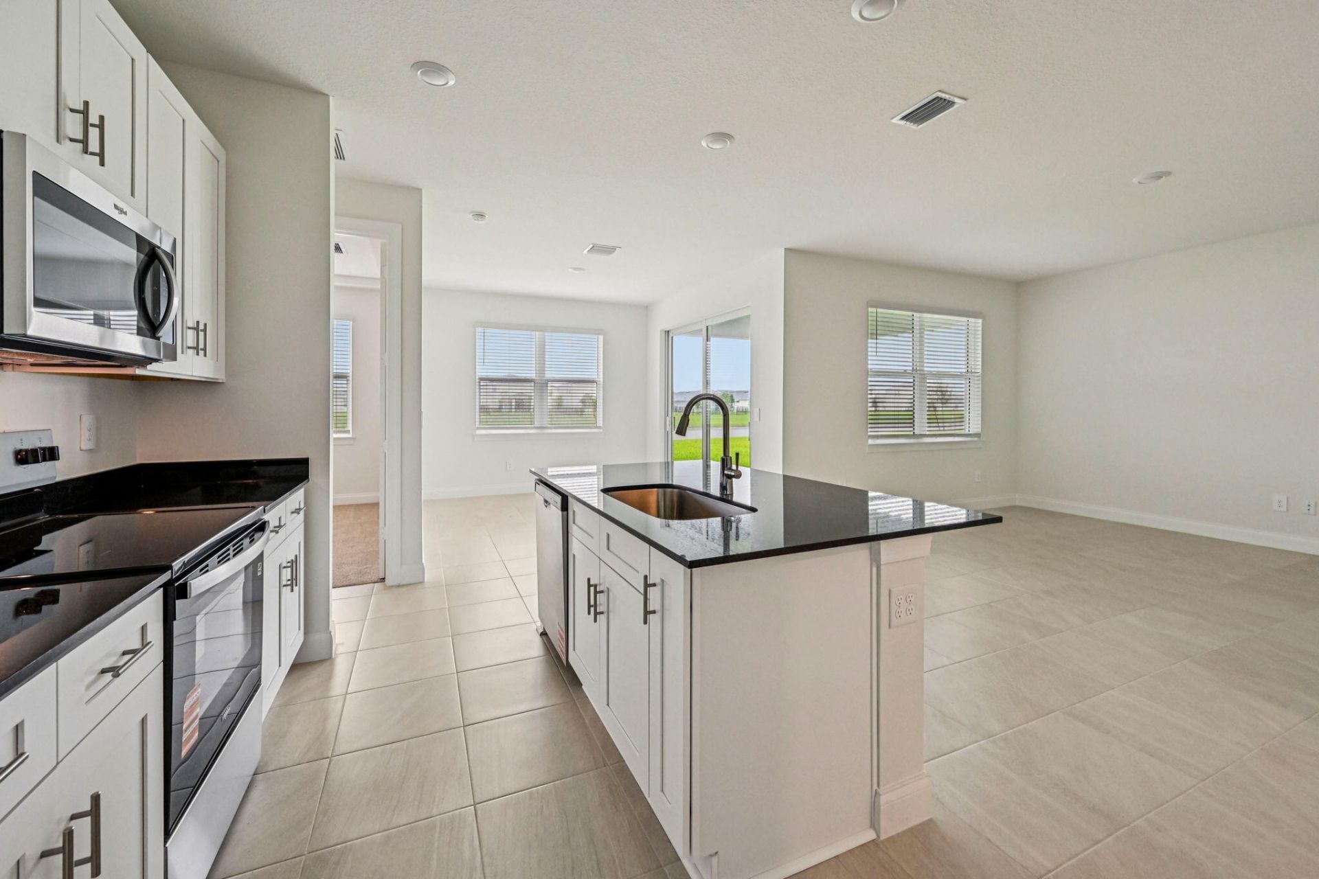 11285 NW Blockbird Drive, Port Saint Lucie, FL 34987 Photo