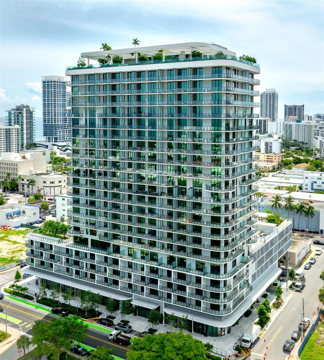 580 72nd Street, Unit 1413, Miami Beach, FL 33141 Photo