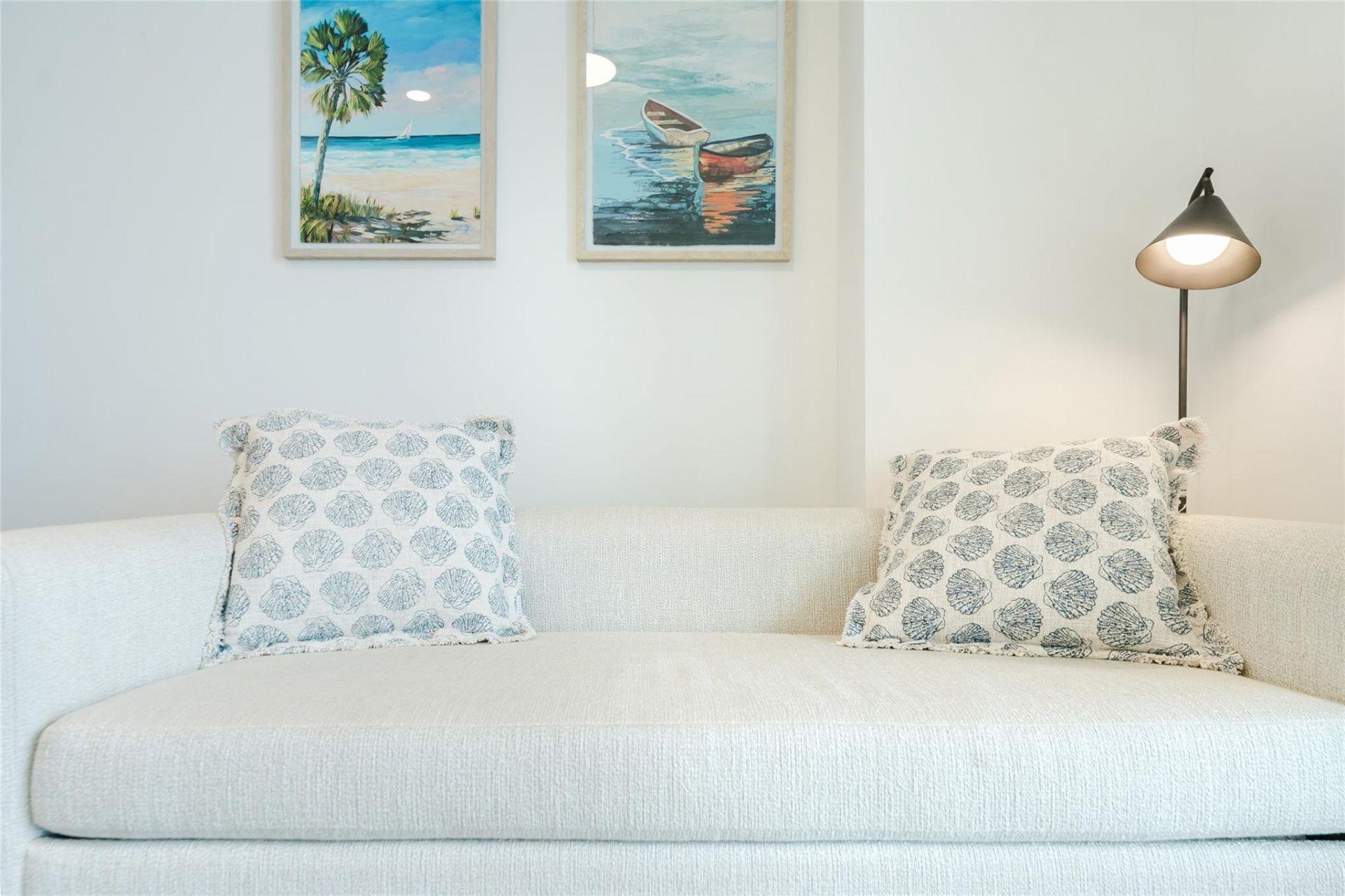 580 72nd Street, Unit 1413, Miami Beach, FL 33141 Photo