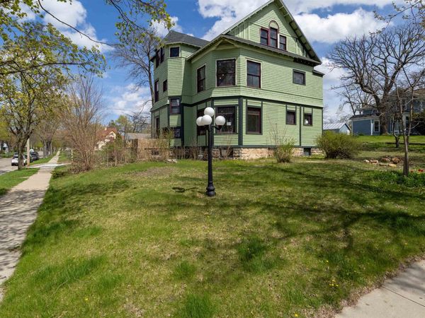 704 Ash Street, Baraboo, WI 53913