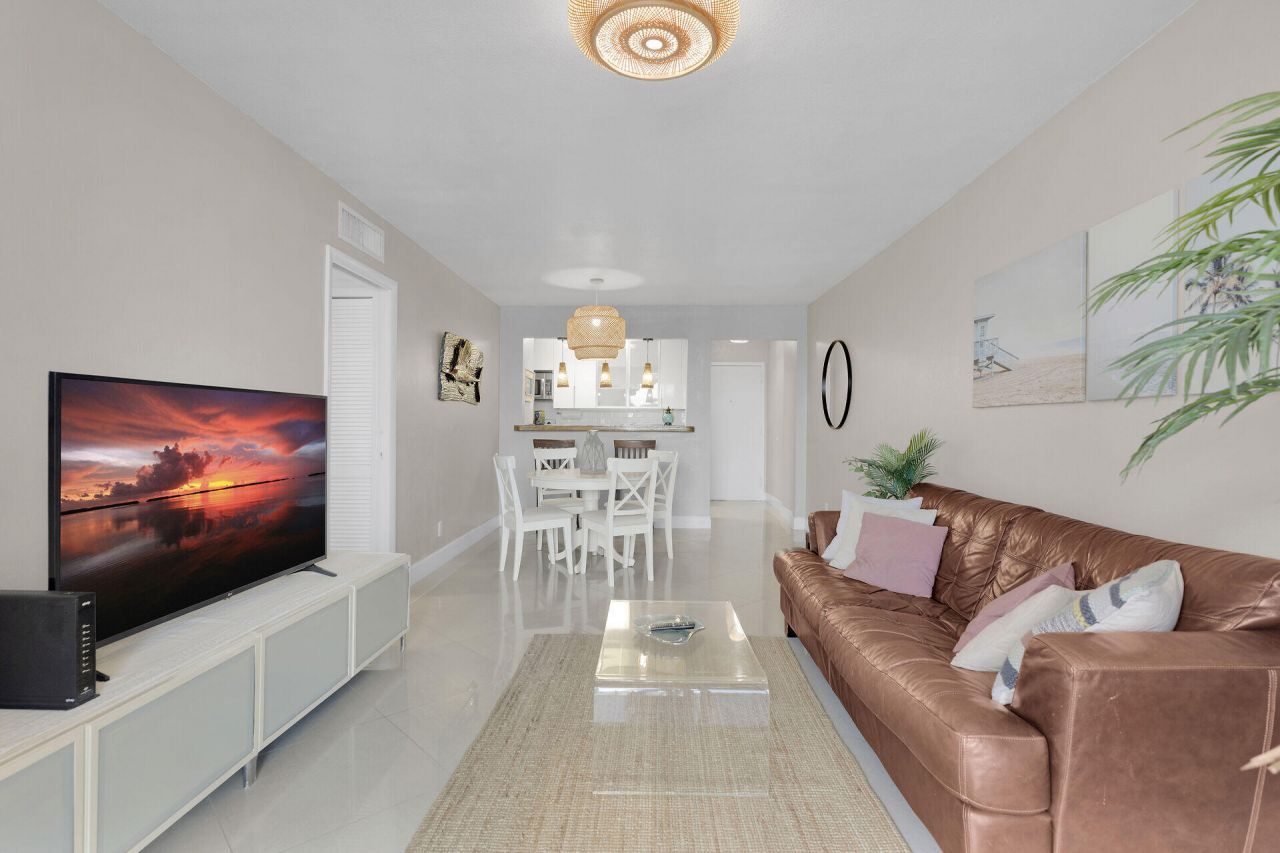 88500 Overseas Highway, Unit 301, Tavernier, FL 33070 Photo