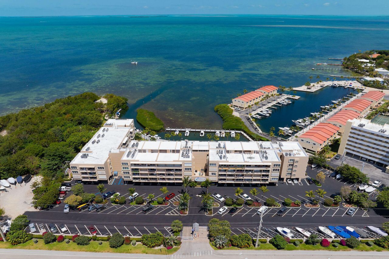 88500 Overseas Highway, Unit 301, Tavernier, FL 33070 Photo