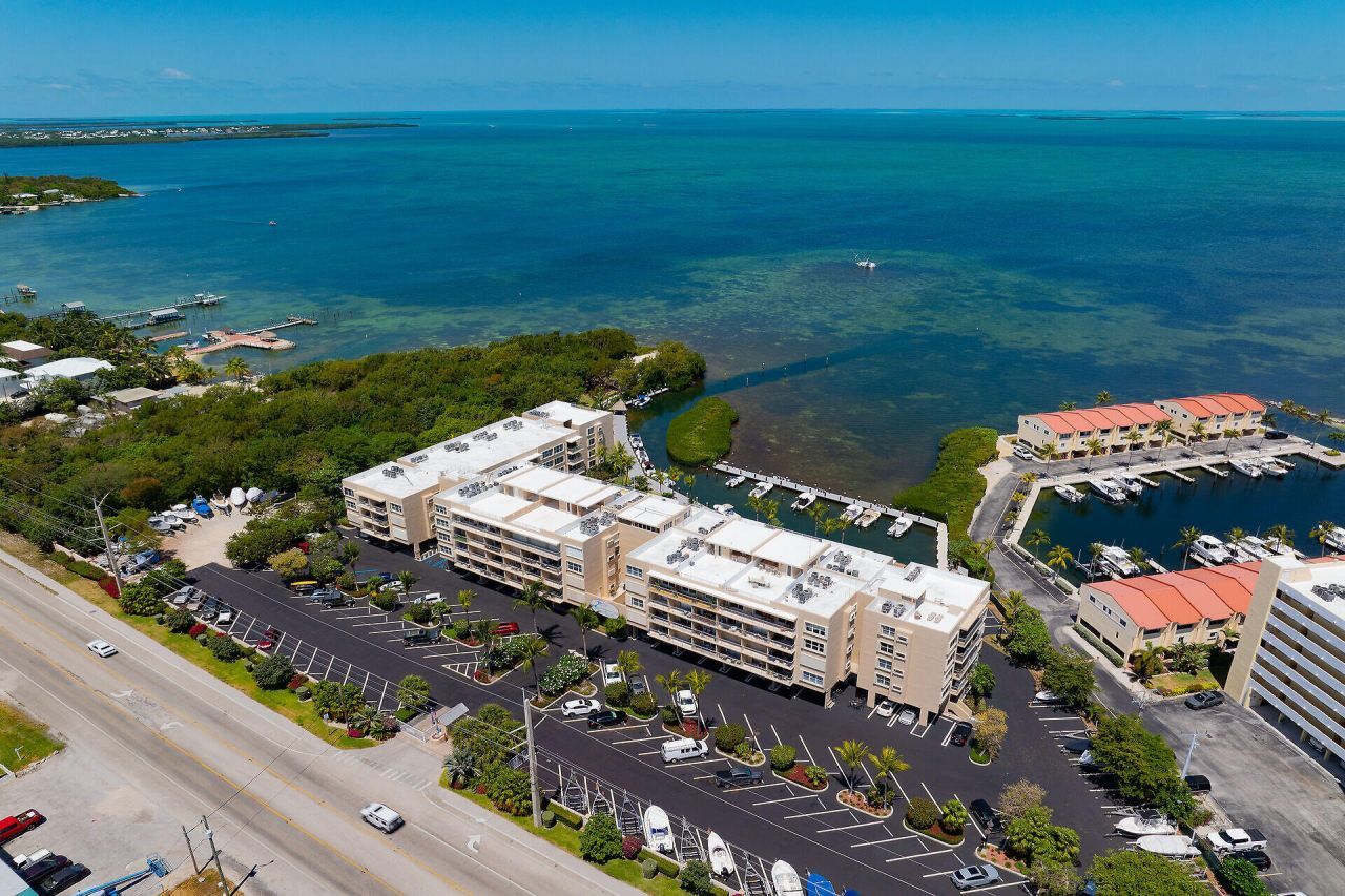 88500 Overseas Highway, Unit 301, Tavernier, FL 33070 Photo